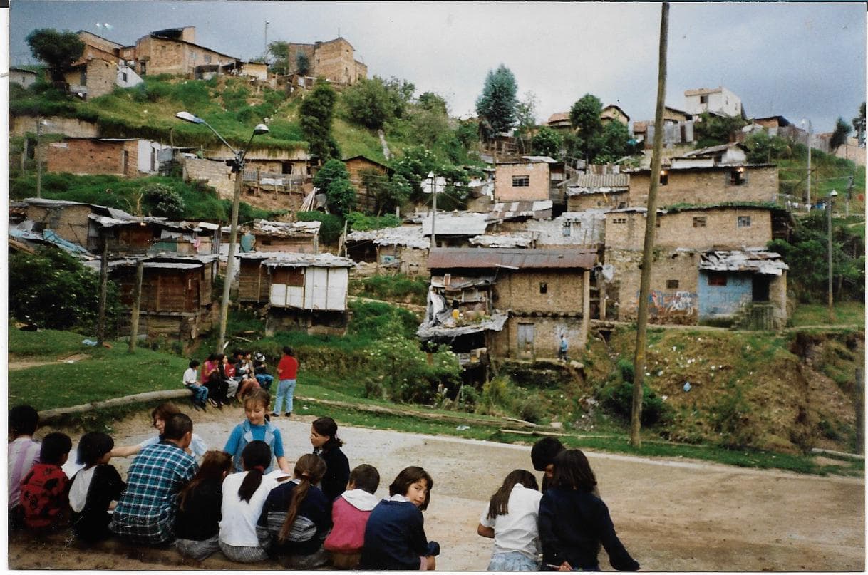 Primer encuentro con la comunidad del Barrio Egipto, 1996